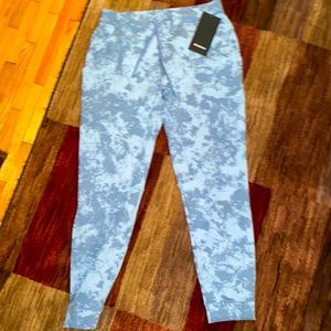 Lululemon Joggers- can lower price if asked